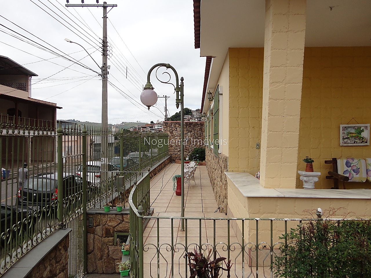 Casa 4 quartos para venda no bairro Jóquei Clube em Juiz de Fora, MG Casa 4 quartos para venda no bairro Jóquei Clube em Juiz de Fora, MG