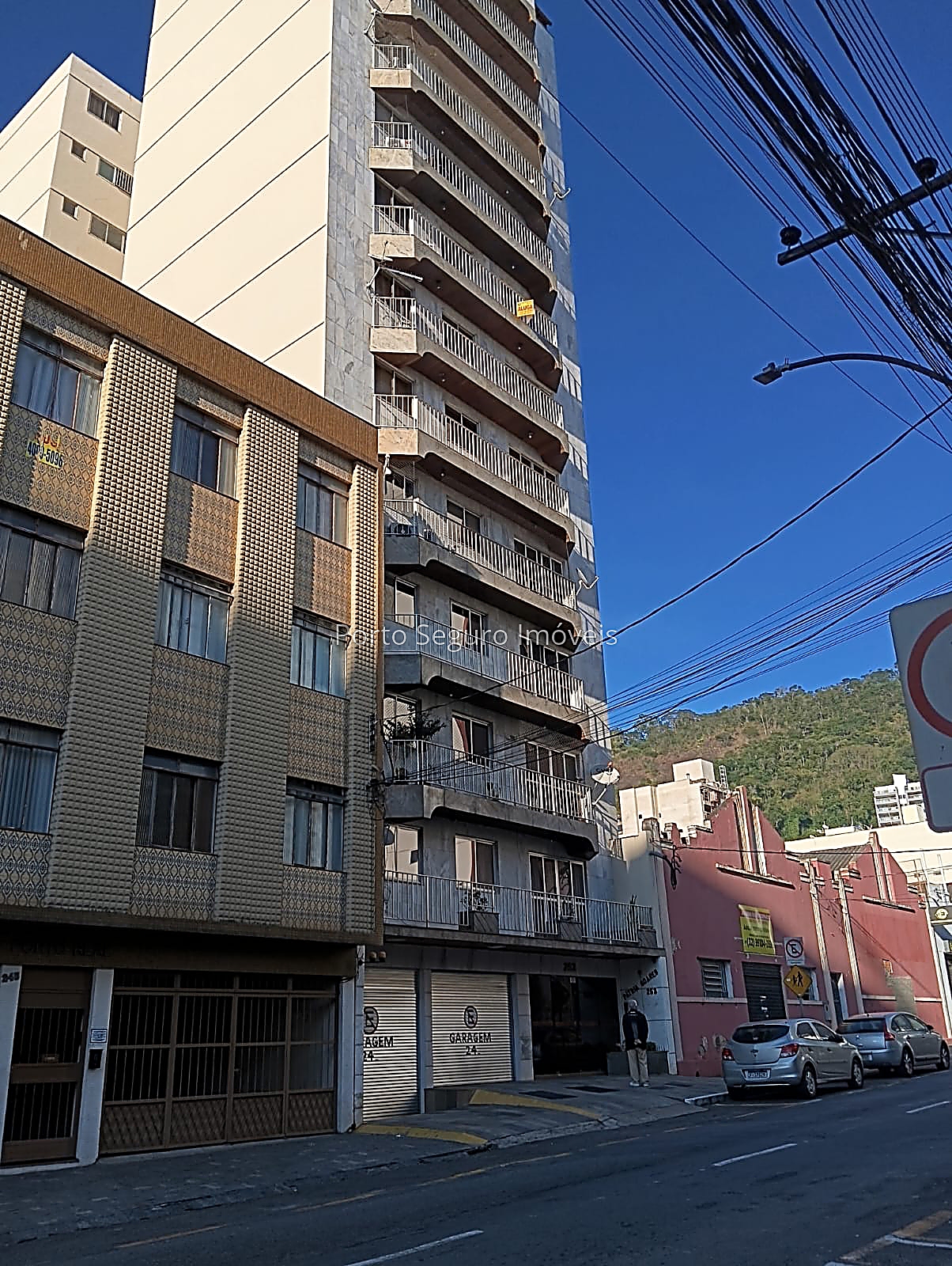 Apartamento para alugar em Santa Helena, Juiz de Fora - MG